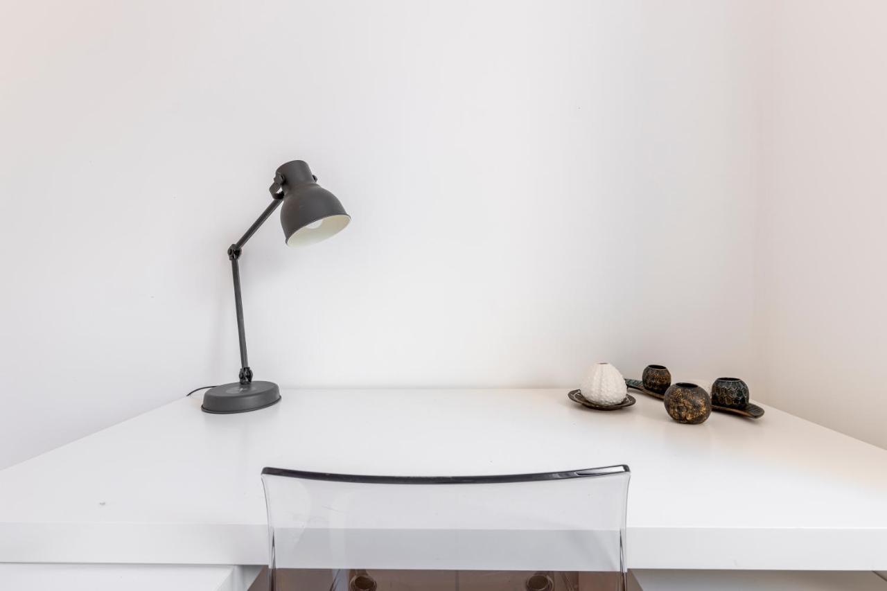 Comfy 3 Bedroom Apartment Campo De Ourique Lisbon Bagian luar foto
