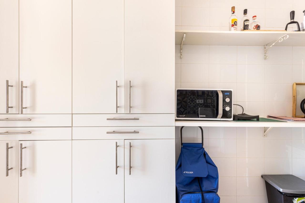 Comfy 3 Bedroom Apartment Campo De Ourique Lisbon Bagian luar foto