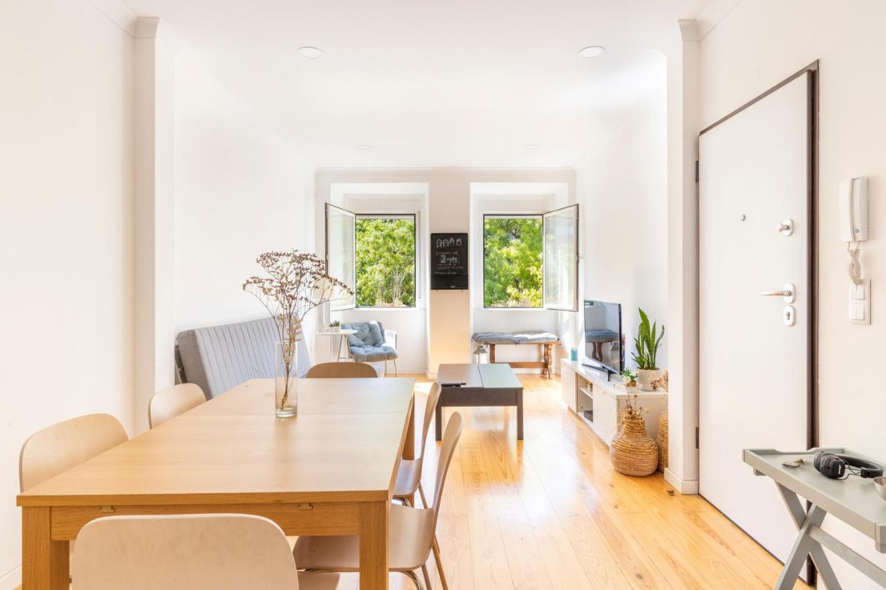 Comfy 3 Bedroom Apartment Campo De Ourique Lisbon Bagian luar foto