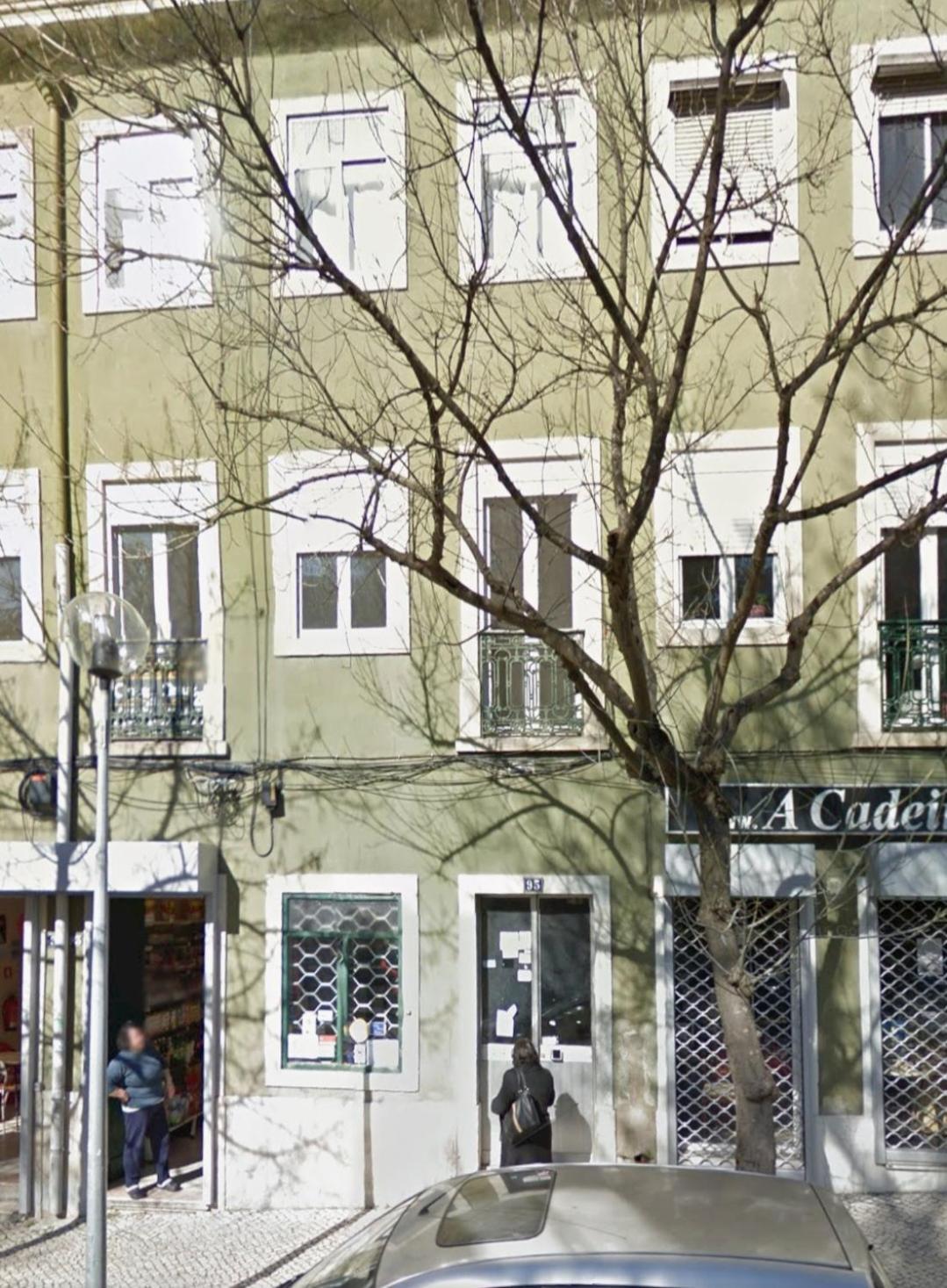 Comfy 3 Bedroom Apartment Campo De Ourique Lisbon Bagian luar foto